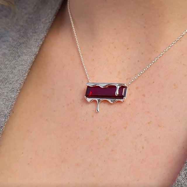 Valentina Necklace