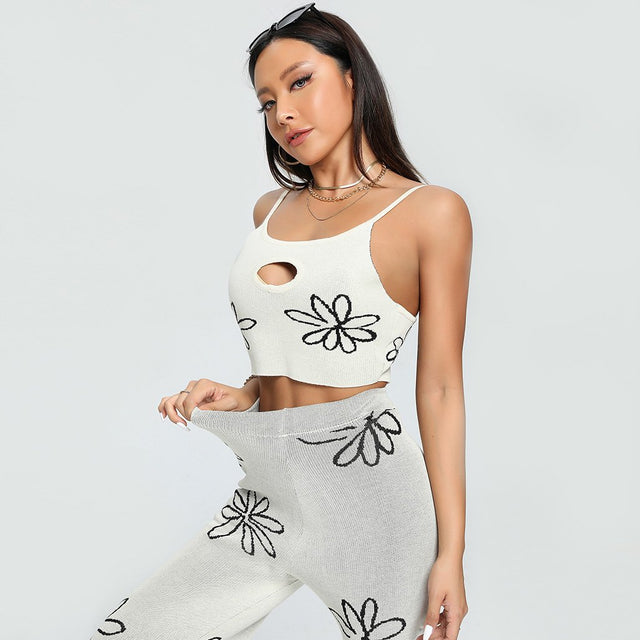 Daisy Double Take Crop Top